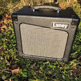 Laney CUB 8 – lampové kombo (Celestion + Sovtek)