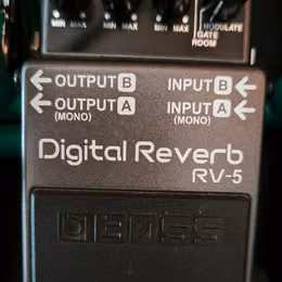 Boss digital reverb RV5