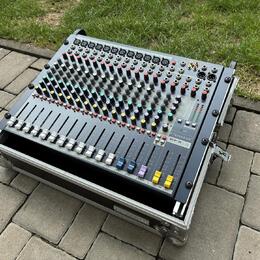 Soundcraft EFX12