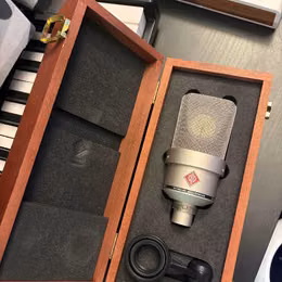 Prodam Neumann Tlm-103