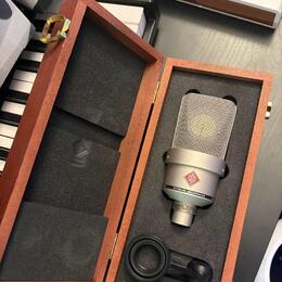 Prodam Neumann Tlm-103