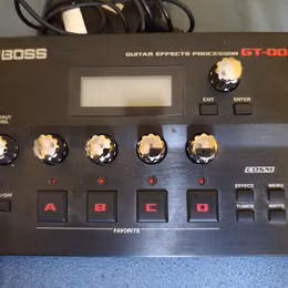 Boss GT001