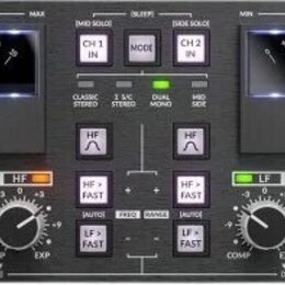 Černý rackový procesor s nápisy Solid State Logic vlevo a THE BUS 2-CHANNEL BUS COMPRESSOR & DYNAMIC EQUALISER vpravo. Zařízení obsahuje dvě analogov…