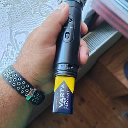 Sháním plně "FUNKČNÍ" bezdrát.mikrofon Shure SM58