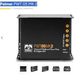 Černý obdélníkový napájecí zdroj do pedalboardu z kovového materiálu. Na přední straně je bílý nápis PWT05MK2, Universal Pedalboard Power Pack a 5 Ou…