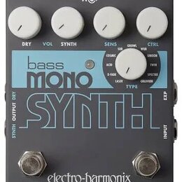 Šedý efekt pedál s modrým středovým panelem. Na horní části jsou čtyři bílé otočné oválkové knoflíky s popisky DRY, VOL SYNTH, SENS a CTRL. Uprostřed…