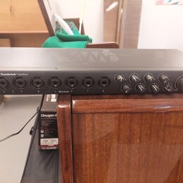 Černý zvukový interface v rackovém provedení. Na předním panelu jsou nápisy ANTUM 2626, Thunderbolt™ interface a logo PreSonus. Zařízení obsahuje osm…