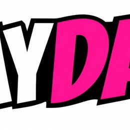 Grafický obrázek s nápisem MAYDAY! v kmitavém, stylizovaném písmu. První tři písmena jsou bílá a zbylá dvě spolu s vykřičníkem jsou růžová. Celý text…