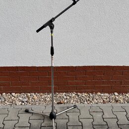 Mikrofonní stojan Quik Lok s ramínkem K&M