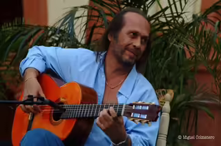 Lekcie flamenco gitary  &scaron;t&yacute;lu PACO de LUC&Iacute;A i online 