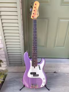 Alleva Coppolo 4/5 str typ Precision Bass alebo Jazz Bass