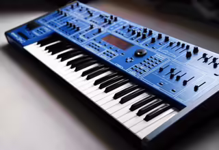 Oberheim OB-12.