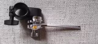 Kloubov&yacute; drž&aacute;k Snare padu Roland.