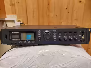Prod&aacute;m vyměn&iacute;m TC helicon voice prism plus