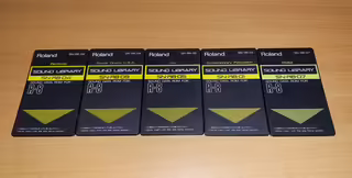 Roland R8 ROM karty
