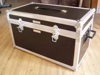 Prod&aacute;m case 