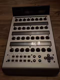 Mackie c4+ pro