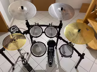 Elektronick&eacute; bic&iacute; ROLAND TD-11