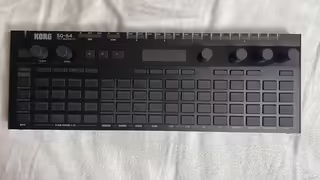 Korg SQ-64