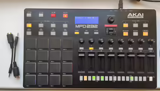Akai MPD 232 Midi kontroler