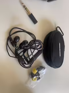 Shure Aonic4 In ear Sluchatka jako Nove