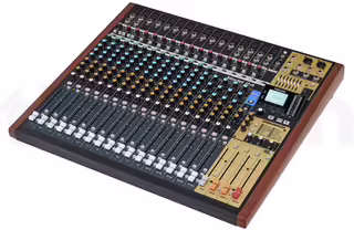 Tascam Model 24 + hardcase
