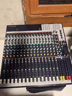 Soundcraft fx16 ii