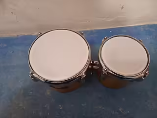 Koup&iacute;m bonga Amati korpusy a nebo d&iacute;ly