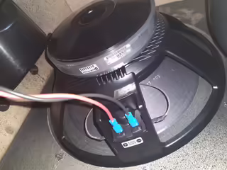 RCF LF15G302/8ohm (21111272) zo subu RCF ART905-AS MKI