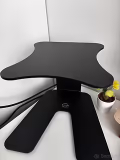 K&M stojany pod monitory