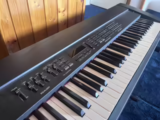 Roland RD-500