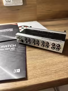Native Instruments Traktor Audio 10