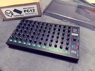 MIDI kontroler FaderFox PC12 + decksaver