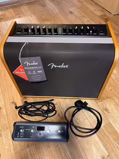 COMBO FENDER ACOUSTIC 100 + FOOTSWITCH - STAV JAKO NOV&Eacute;