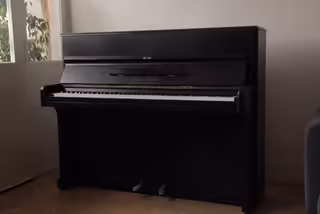 PIANINO - August F&ouml;rster