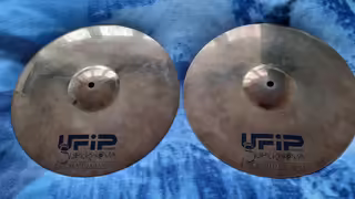 Hi- hat 13 " , činel 16 " crach zn. UFIP - supernova