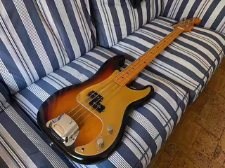 Fender Precision Bass &rsquo;57 Reissue w. Lollar