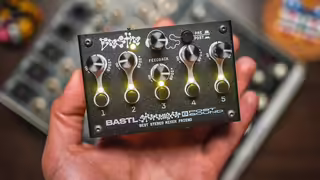 K&uacute;pim kompaktn&yacute; stereo mixpult Bastl Bestie
