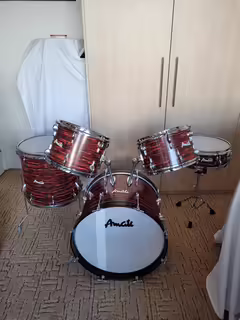 PROD&Aacute;M BIC&Iacute; SOUPRAVU AMATI - SLEVA!!!