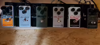 EHX Big Muffs pedalboard