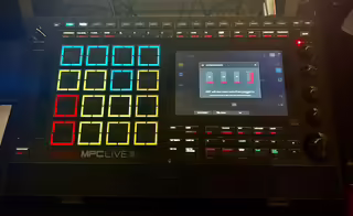 Akai MPC Live 3