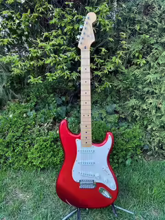 Fender Stratocaster Mexico 60th Anniversary &ndash; kr&aacute;sn&yacute; stav