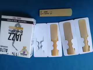 Pl&aacute;tky na saxofon