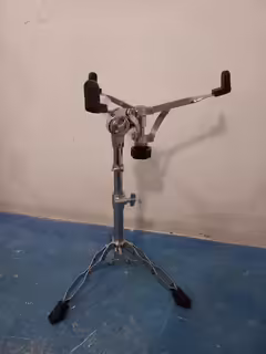 Stojan na mal&yacute; buben
