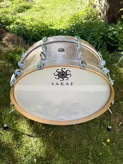 Prod&aacute;m Sakae Trilogy Bass Drum 24&rdquo;x 8&rdquo; Champagne Sparkle