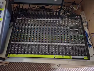Mackie ProFX22v2