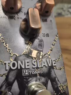 TONE SLAVE ( EQ/Boost )