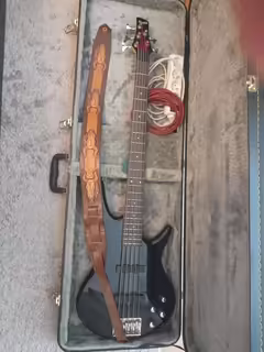 Ibanez bass roadgear 5st