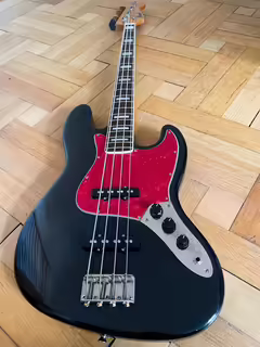 Pearl Jazz Bass 70's