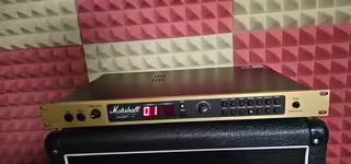 Kytarov&yacute; preamp Marshall JMP1